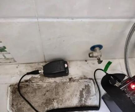 芜湖市屋顶漏水维修公司分享下卫生间漏水的危害及解决方法